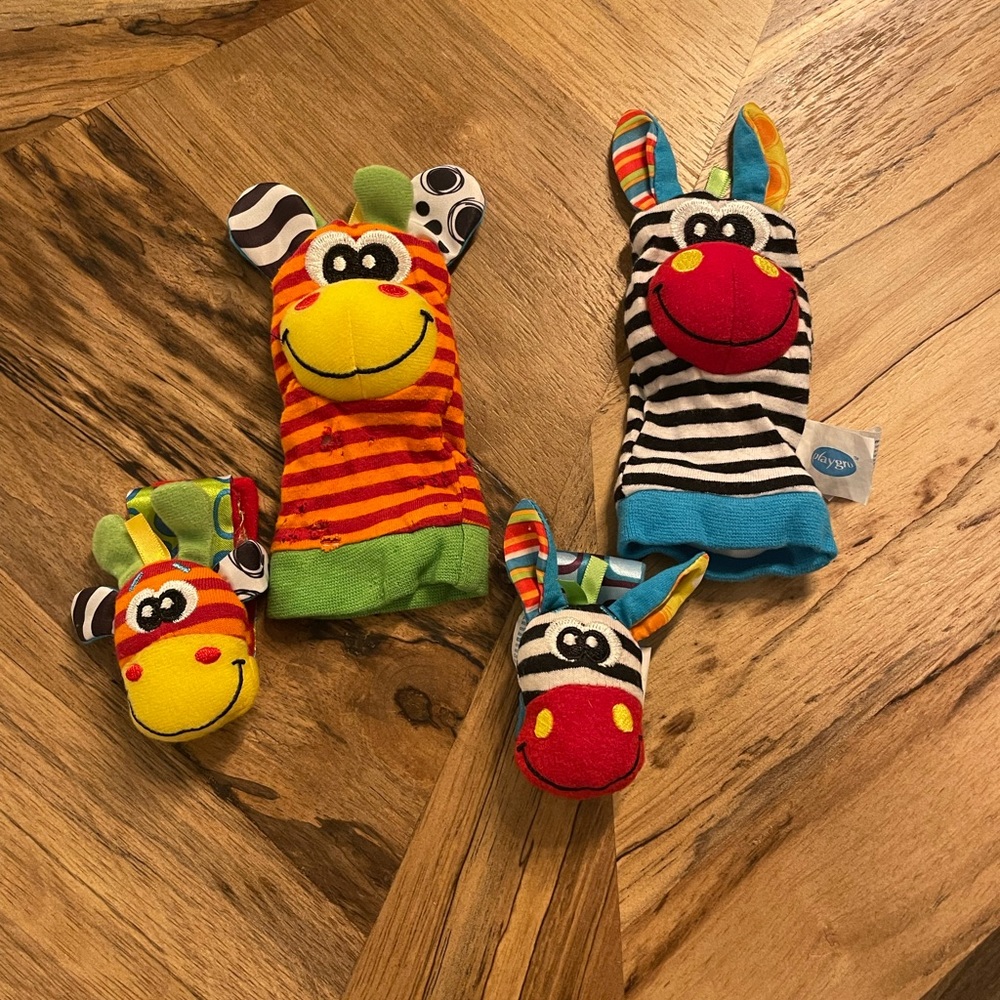 551. Playgro Hand/Wrist/Ankle Rattles